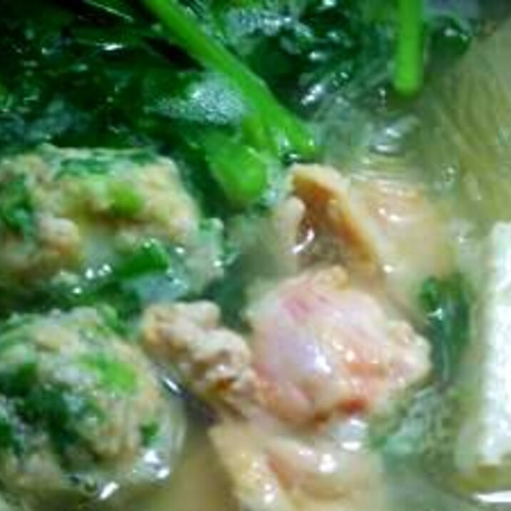 ぽかぽか生姜鶏団子鍋 鶏手羽元骨スープ レシピ 作り方 By Iihi009 楽天レシピ ぽかぽか生姜鶏団子鍋 鶏手羽元骨スープ レシピ 作り方 By Iihi009 楽天レシピ